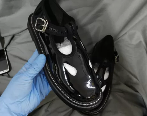 36码玛丽珍鞋复古秋季厚底小皮鞋女t型带镂...