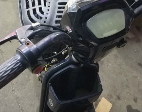 台铃电动车,三成新,满电可以跑三十公里以上...