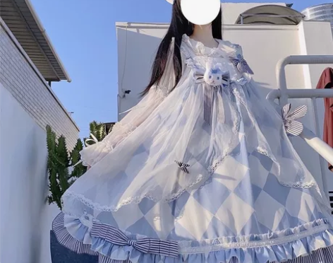 爱丽丝M码只穿过一次 100 感兴趣的话...