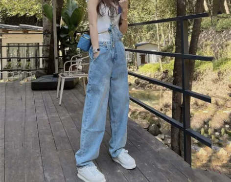 不规则单肩牛仔背带裤女设计感小众显瘦高腰直...