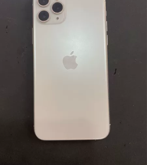 苹果11pro 美版64g无锁，外屏右上角...