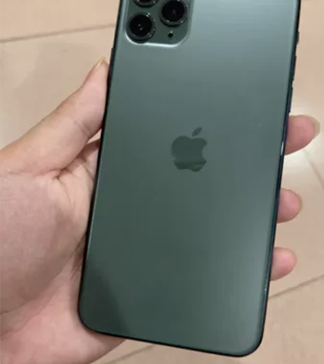 自用苹果11pro Max 256g国行，...