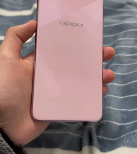oppo a5粉色，3+64g，家里长辈用...