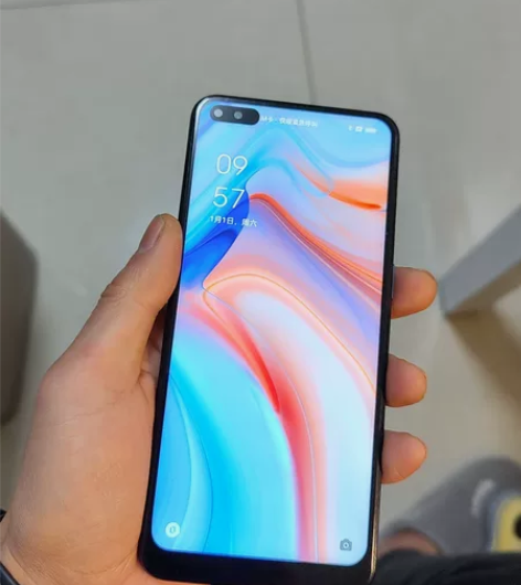 oppoReno4，8+128g，成色9新...