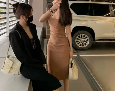 早安樊樊长短款露背吊带连衣裙女夏修身性感纯...