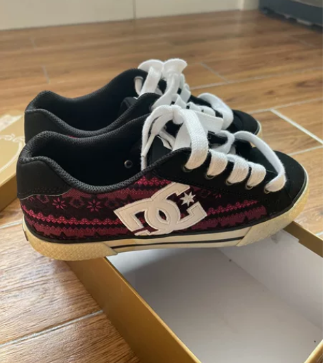 九成新DC专柜正品女士运动鞋休闲鞋经典大L...