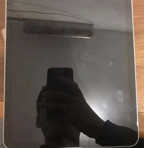 出台ipad air4，银色，64G，国行...