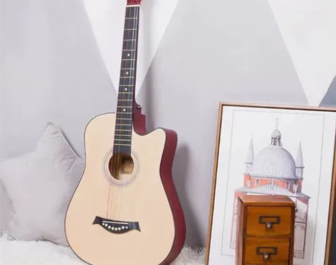 【包邮】快毕业了出自用的民谣吉他,卡斯摩,...