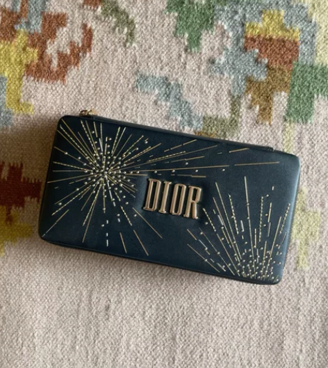 Dior彩妆手拿包 买口红套装的时候送的全...