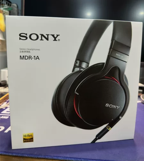 ?Sony/索尼 MDR-1A头戴立体声耳...