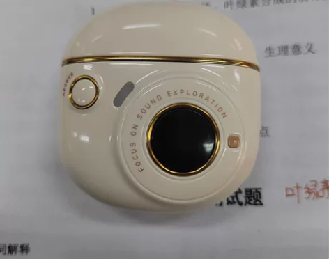 漫步者TOU3冇心版蓝牙耳机充电仓和右耳！...