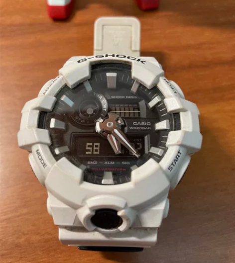 卡西欧ga700白武士 成色如图,正版功能...