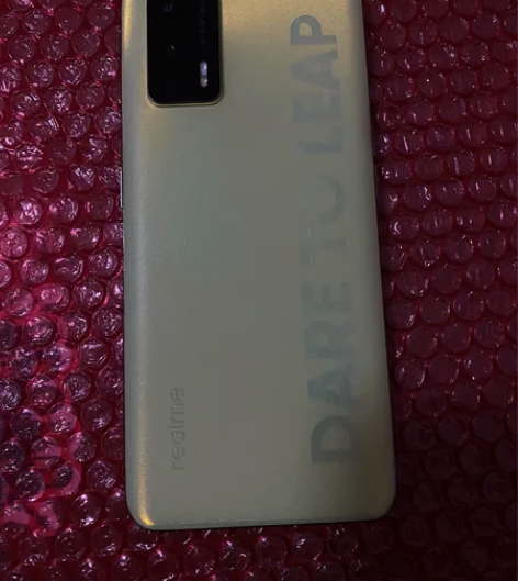 真我  q3pro（5g）萤火虫   8+...