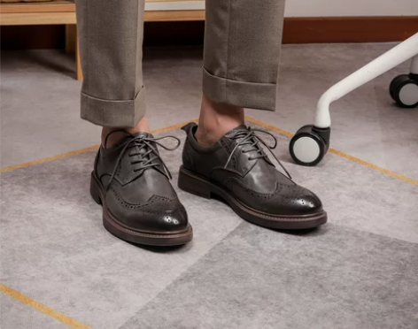 布洛克雕花男鞋软底商务正装皮鞋