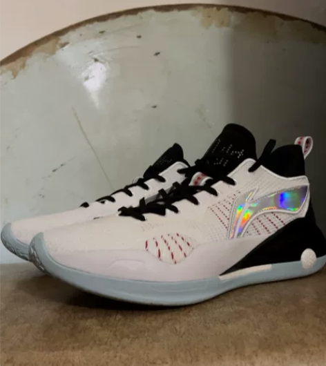 李宁驭帅15low 43码 原盒 成色很新...