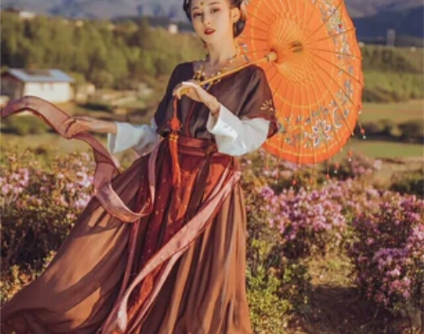 ?兰若庭_赤莲 坦领汉服。 上衣+内白衣+...