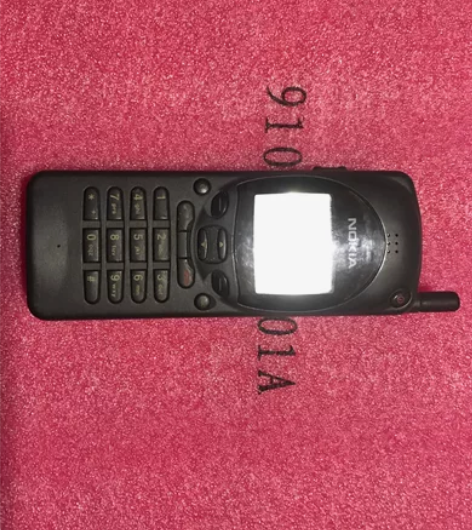 诺基亚手机，七成新，喜欢收藏的聊。 感兴趣...