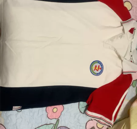 邢台二中夏季校服，有两套，尺码是160的，...