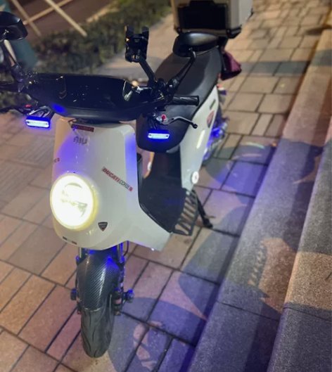 车况嘎嘎板正，没毛病，小牛电动，全部改装车...