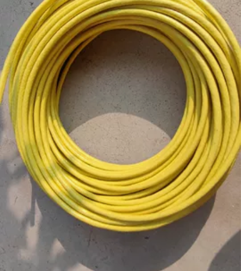 秋叶原超七网线最少15米，另有配套水晶头1...