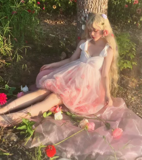 Moon白月光少女原创lolita缪斯玛利...