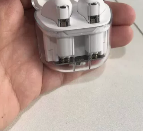 原价七五折出售一款Remax的耳机买的是白...