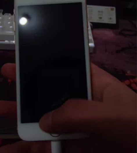 苹果8  256  国行  换过一次电池 ...