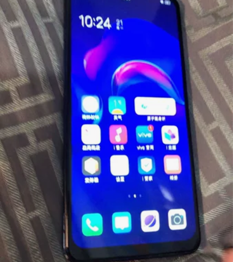 vivo X27，成色不错功能正常，配置8...