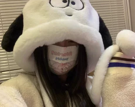 可爱卡通小狗毛绒帽子女秋冬季骑车保暖护耳帽...