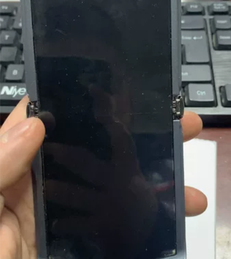 摩托罗拉刀锋MOTO Razr 2020（...