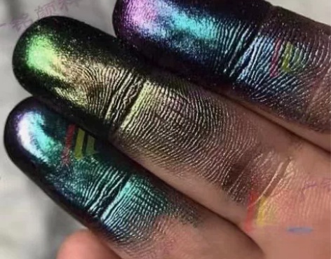 变色油墨已经搞定了，等个画家一起合作 感兴...