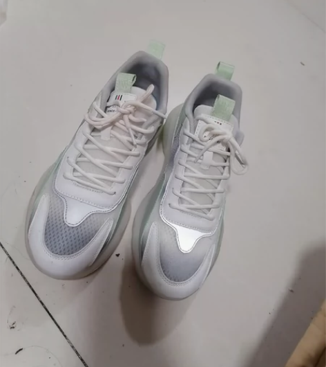 男士运动鞋子夏季新网面百搭防臭原创时尚潮鞋...