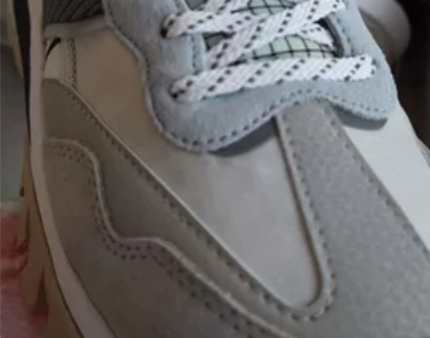 李宁的新款运动鞋，买给弟弟的，他不喜欢，全...