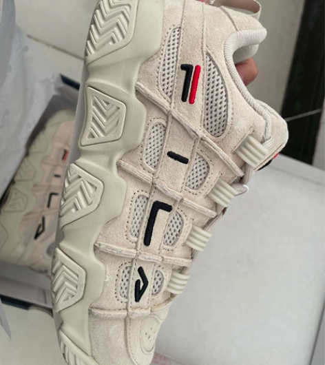 斐乐运动鞋 京东官网购入 36.5码 全新...