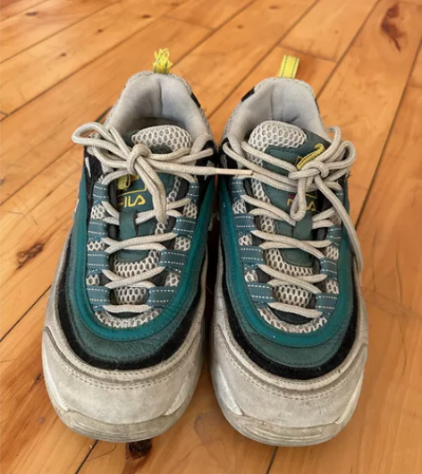 斐乐fila女款老爹鞋36.5 感兴趣的话...