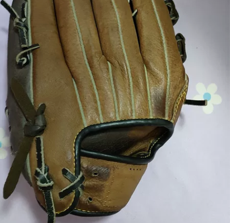 棒球手套，现在不练了，微瑕出 感兴趣的话点...