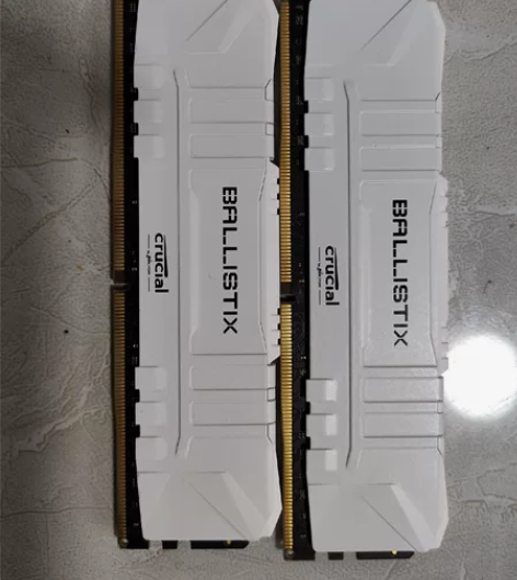 镁光英睿达铂胜，默频3600，16g×2=...