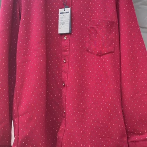 加绒衬衣S 感兴趣的话点“我想要”和我私聊...