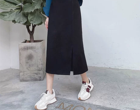 开叉一步裙高腰黑色小a字中长21夏秋显瘦百...