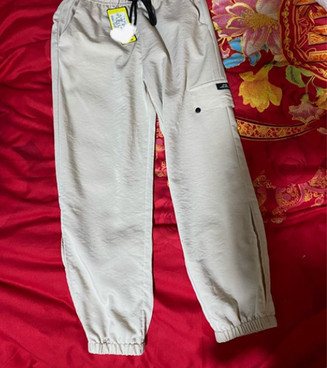 小个子休闲裤 S码杏色超级超级丝滑全新实体...