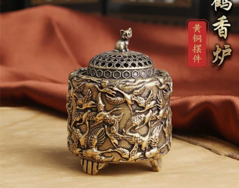 包邮仙鹤檀香熏香炉黄铜做旧桌面摆件复古古玩...