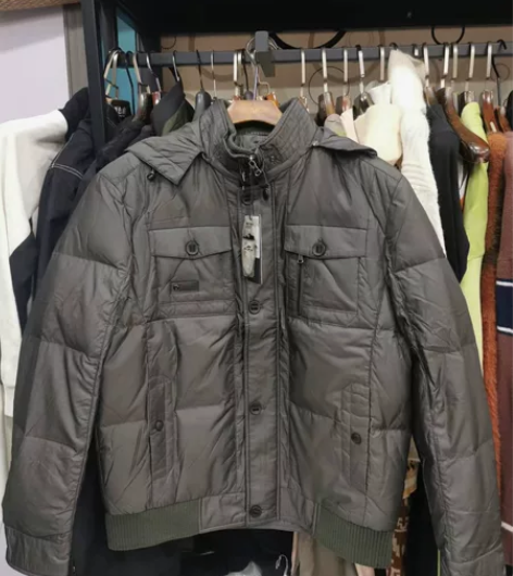 鳄皇男士羽绒服，90%灰鸭绒填充，灰色，双...