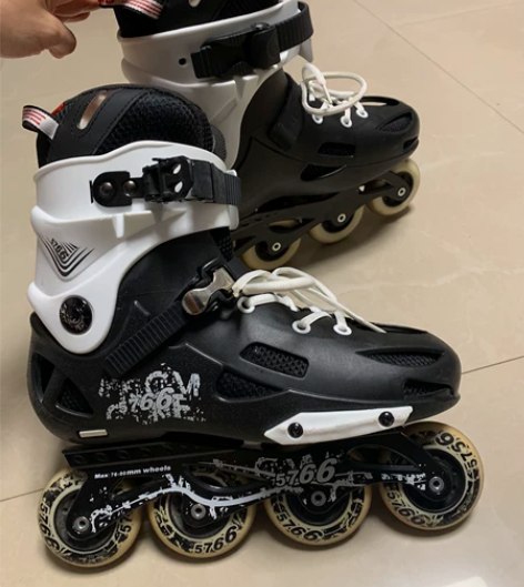 纬球平花鞋 单排花式轮滑鞋 溜冰鞋 成人直...