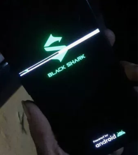 黑鲨4.高通骁龙870，12十256黑鲨通...