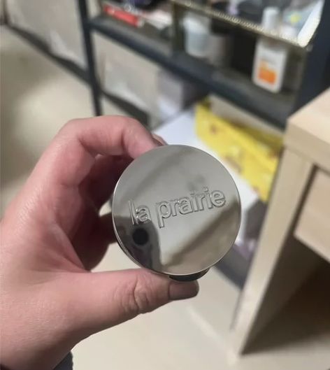 la prairie粉底 粉底用完了 上面...