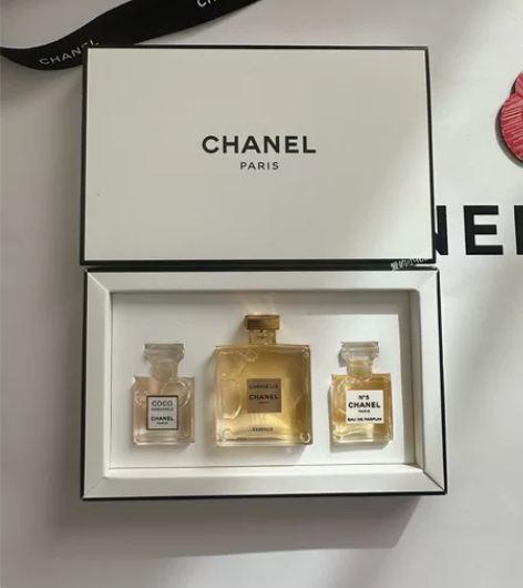 香奈儿香水甄选试用套装 内含：香奈儿嘉柏丽...