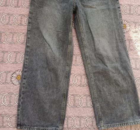 牛仔裤l码 裤长96 感兴趣的话点“我想要...