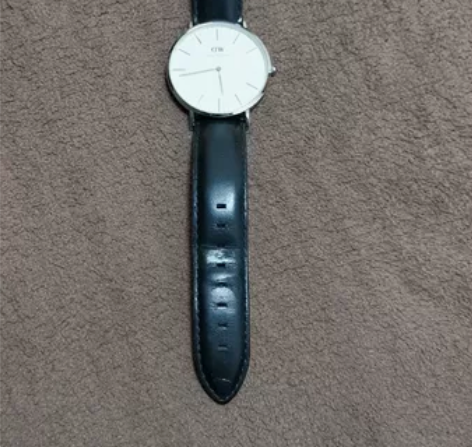 dw手表，9成新，别问我真不真这那的，香港...