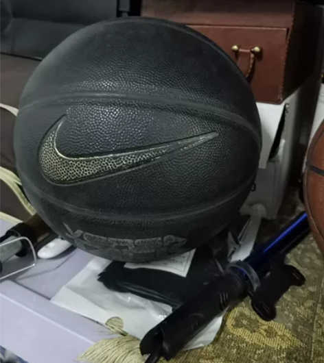 儿子用过的篮球，搬家出掉，萨达是重力球，几...