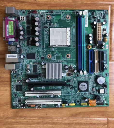 主板，CPU，散热模块。 主板～技嘉M2V...